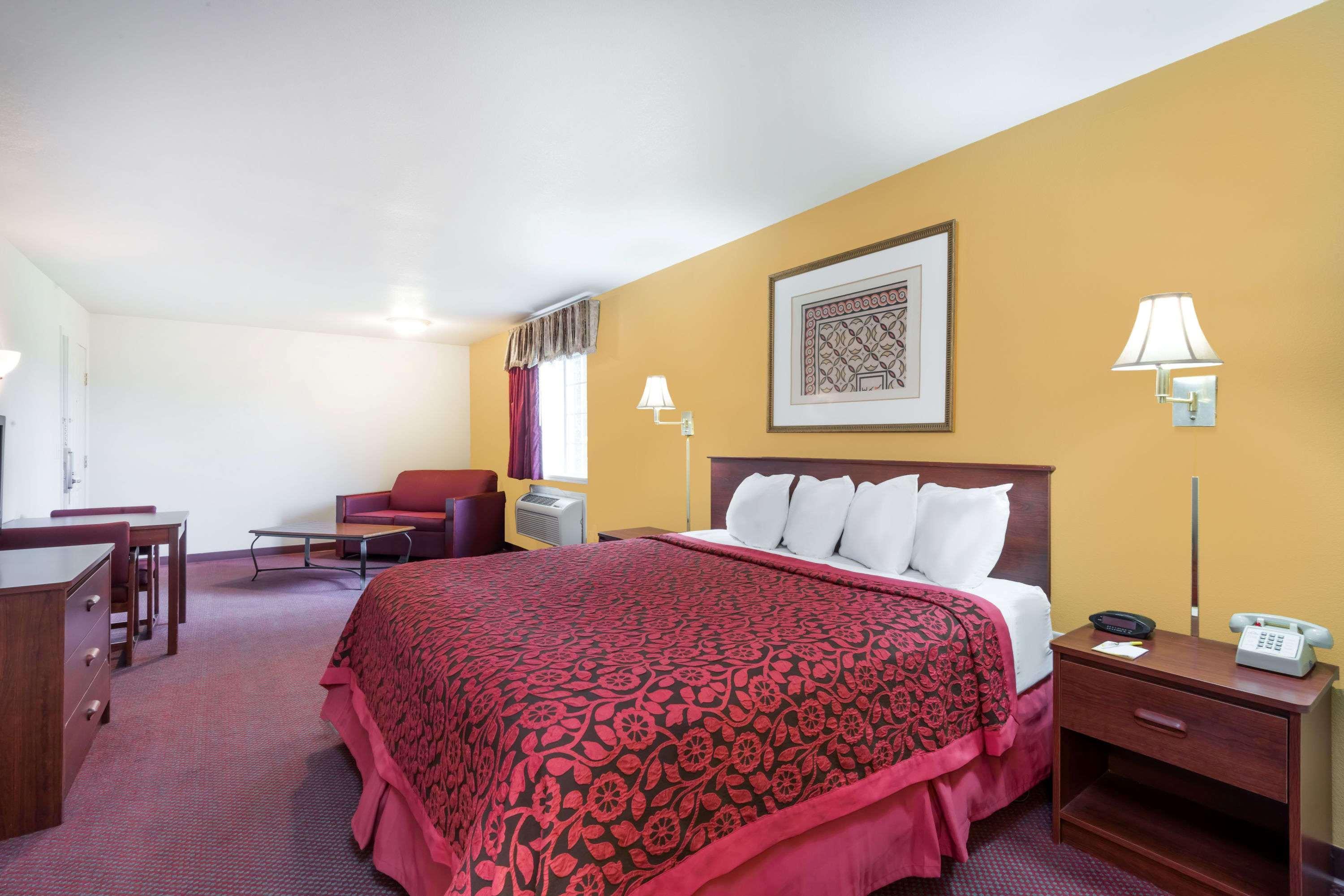 Days Inn By Wyndham Andover Exterior photo